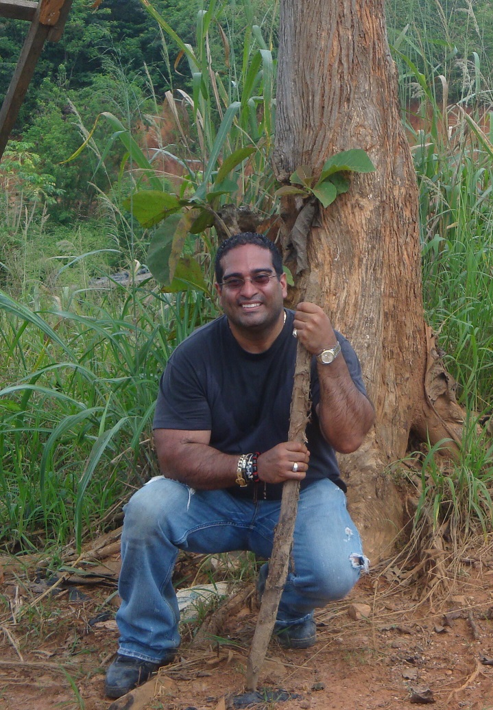 Photo of Louis Velazquez